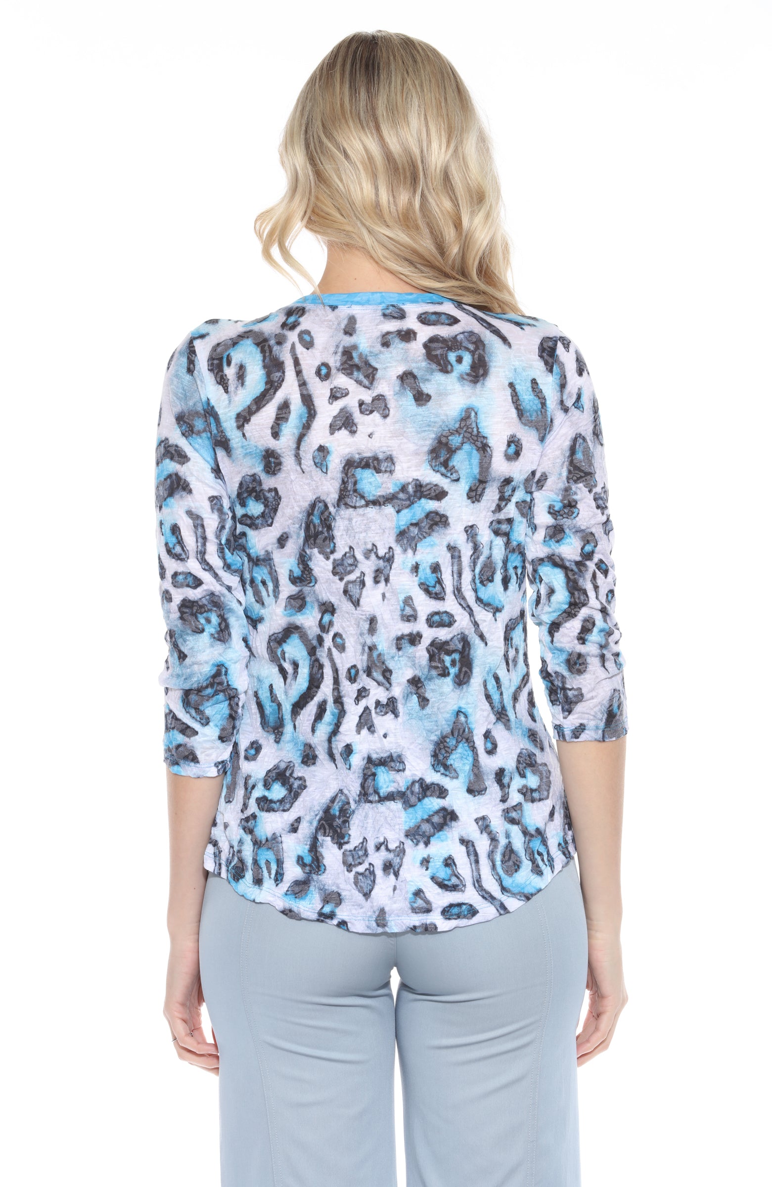 V-Neck Top - Arctic Leopard